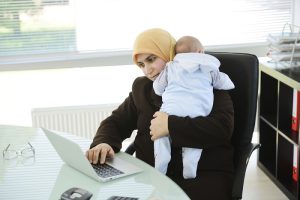 منع اشتغال همسر