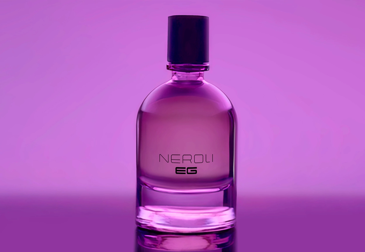 خرید عطر زنانه برند EG