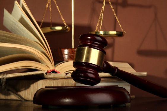 دیه کج شدن و شکستگی گردن