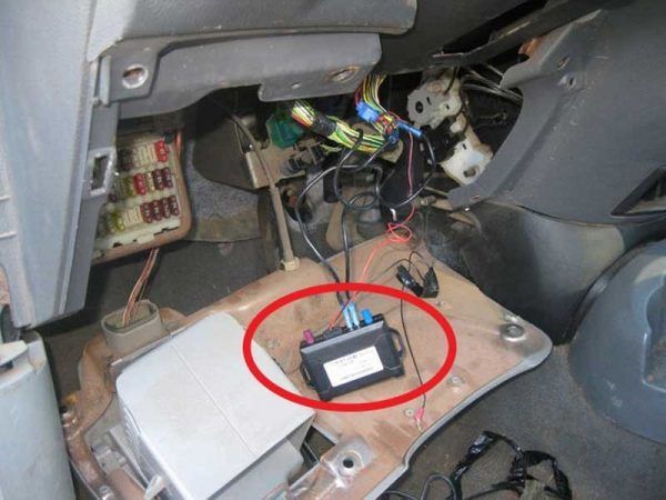 نصب دستگاه ردیاب