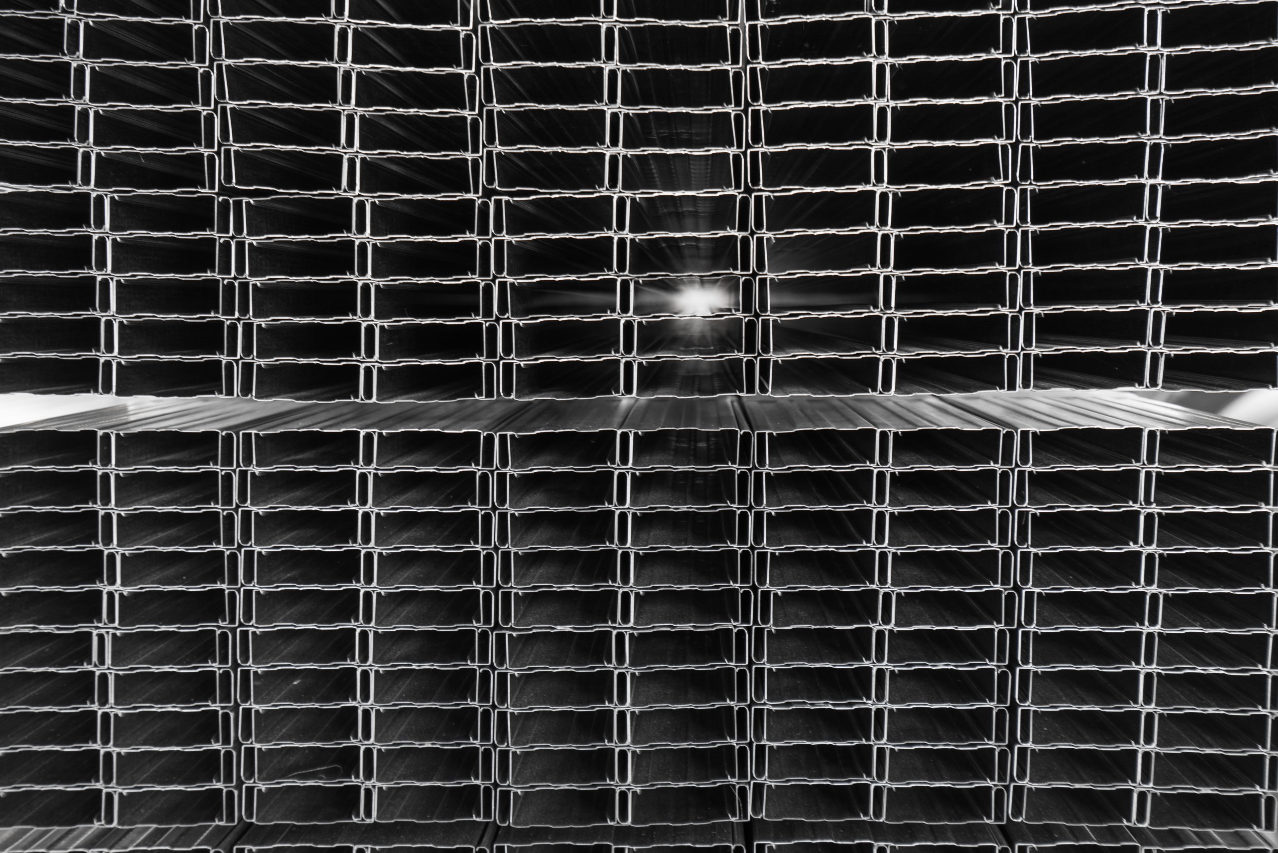 راهنمای انتخاب پروفیل استیل برای ساخت تجهیزات صنعتی پروفیل استیل