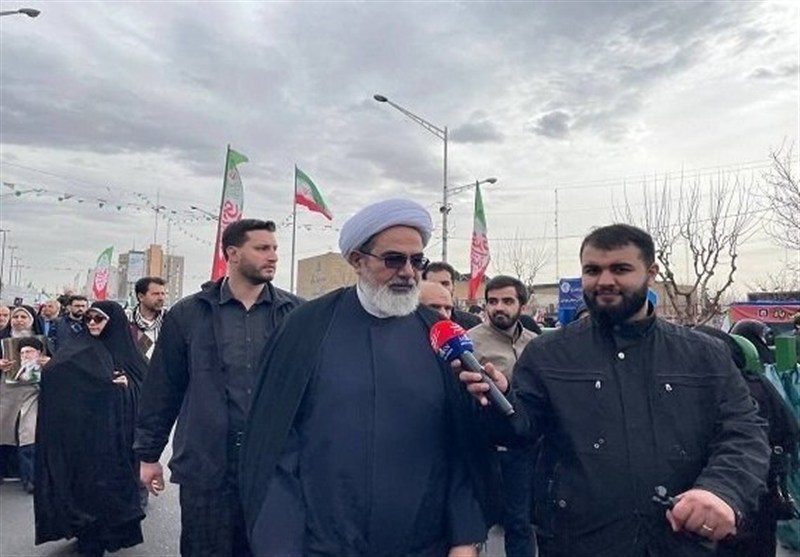 پورخاقان: حضور مردم در ۲۲ بهمن پاسخ به یاوه‌گویی‌های دشمنان است