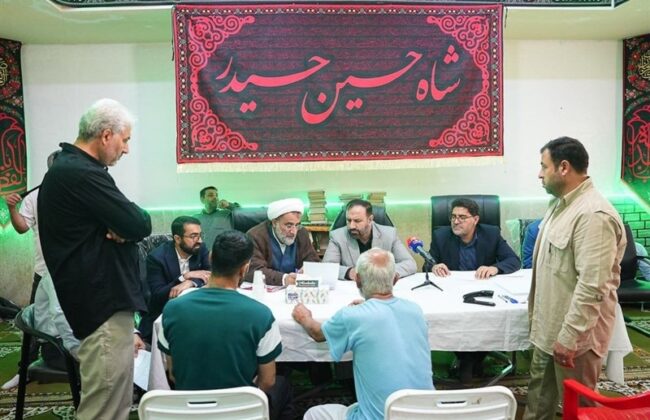 بازدید دادستان تهران به همراه ۱۶۸ مقام قضایی از زندان‌های استان